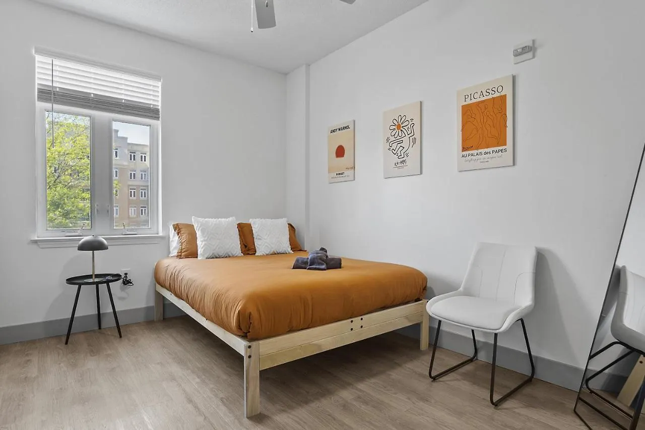 Cozy Urban Getaway - Free Parking, Gym, Stadium Charlotte 0*,