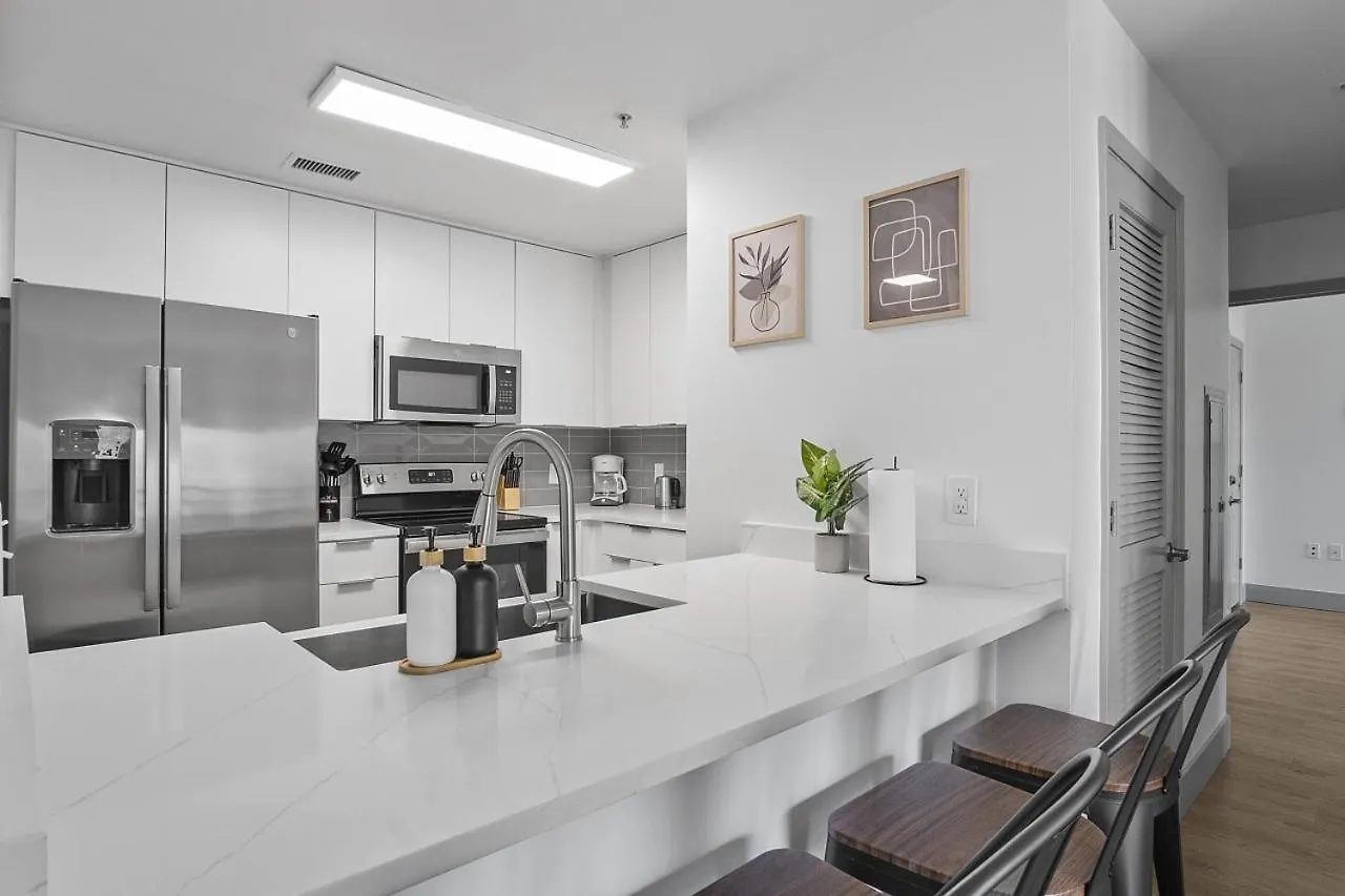 Cozy Urban Getaway - Free Parking, Gym, Stadium Charlotte Apartmán